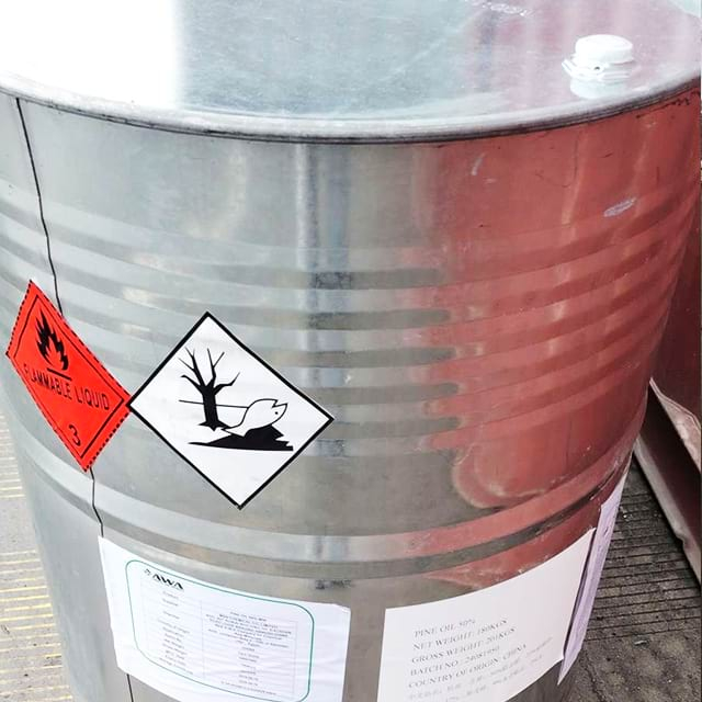  روغن کاج CAS 8002-09-3 